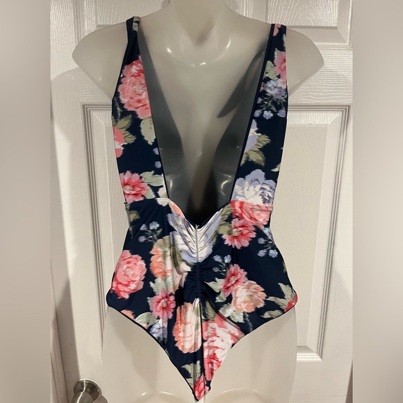 Maaji Swim Faena Floral One Piece - Picture 2 of 10